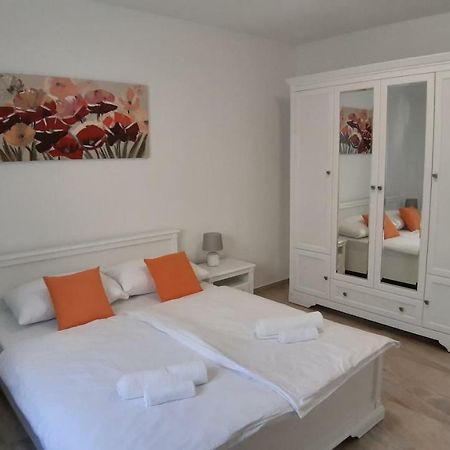 Ferienwohnung Relax Starigrad Paklenica Exterior foto