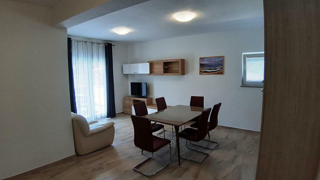 Ferienwohnung Relax Starigrad Paklenica Exterior foto