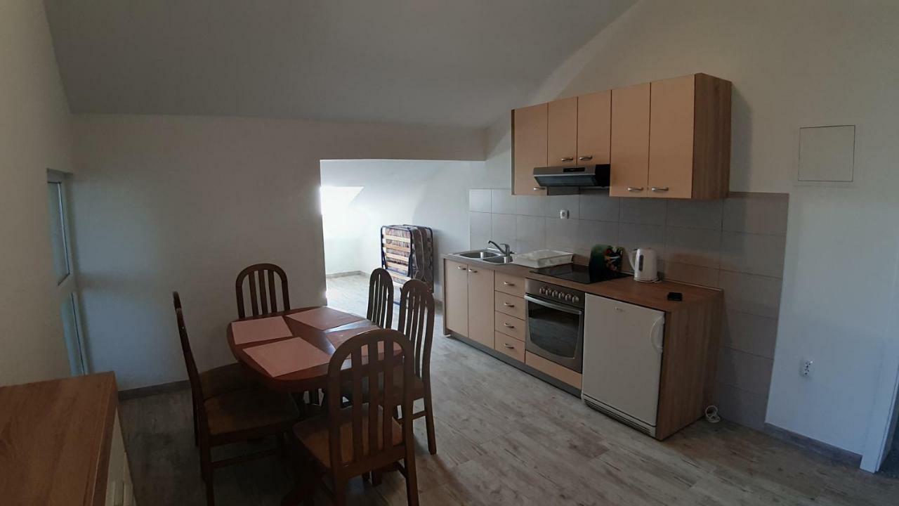 Ferienwohnung Relax Starigrad Paklenica Exterior foto