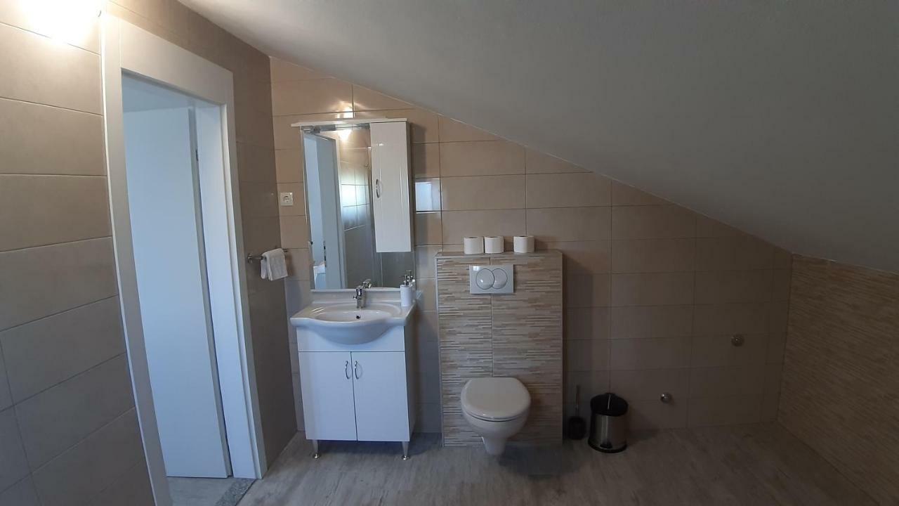 Ferienwohnung Relax Starigrad Paklenica Exterior foto