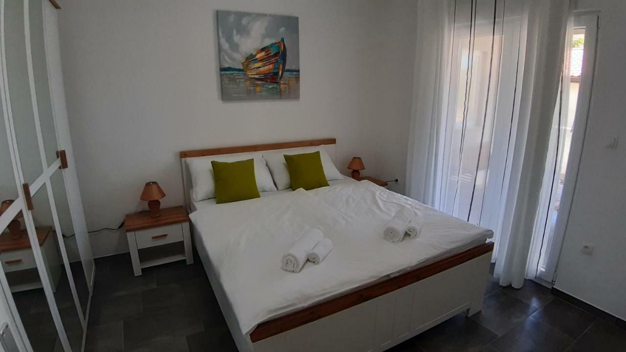 Ferienwohnung Relax Starigrad Paklenica Exterior foto